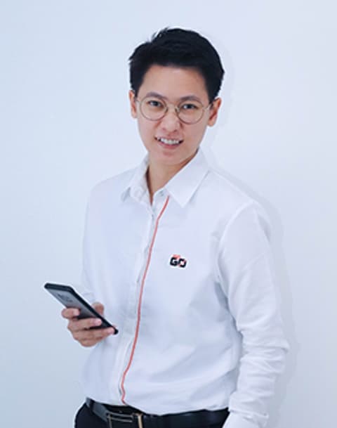 employee image